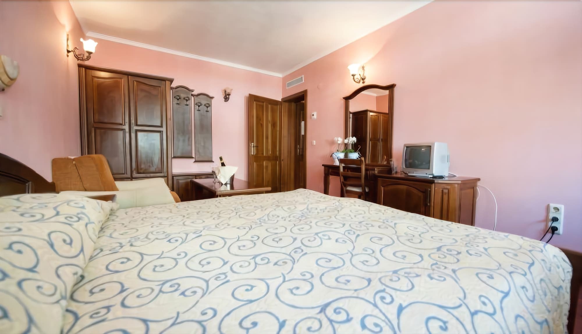 Hotel Izvora Kranevo Kültér fotó